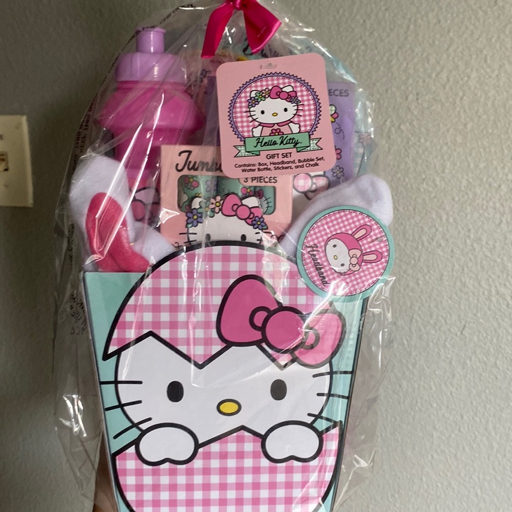 Hello kitty Easter basket